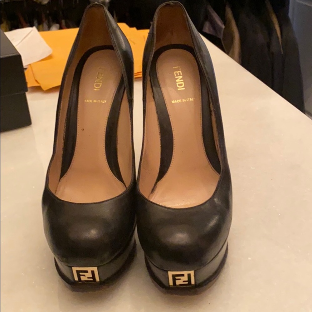 Fendi pumps